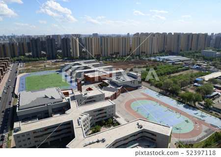 一所學校 一所學校 52397118