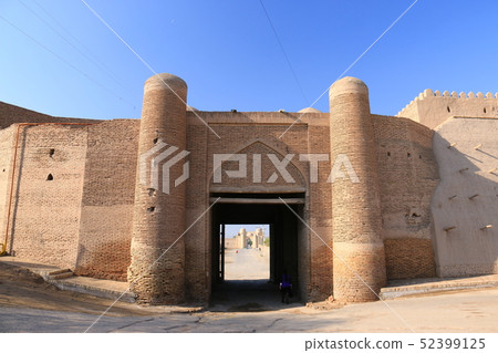 The Silk Road Trip Uzbekistan The wall of the Hiva Ichan Kara South Gate 52399125