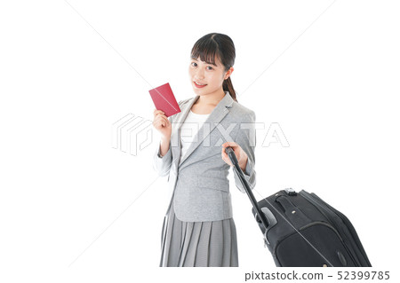 繼續海外商務旅行的女商人 繼續海外商務旅行的女商人 52399785