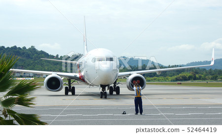 KEDAH, LANGKAWI, MALAYSIA - APR 11th, 2015: Malaysia Airline plane Boeing 737-800 at Langkawi 52464419