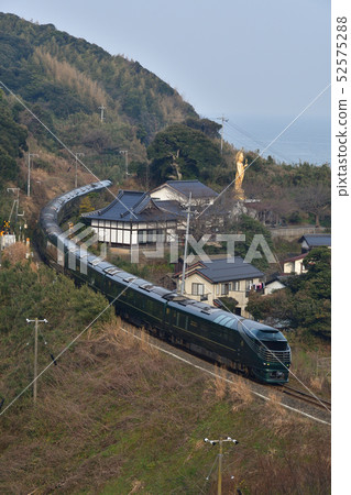 幸運的在海邊 52575288