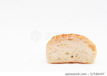 潘坎佩涅 52596447