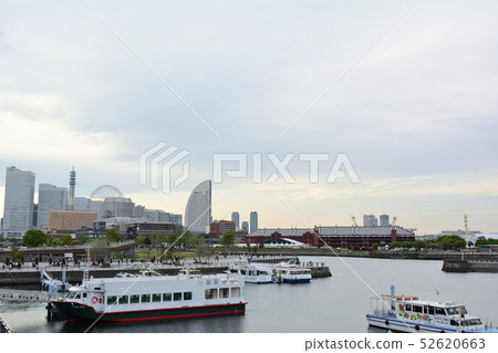 Yokohama Yokohama 52620663
