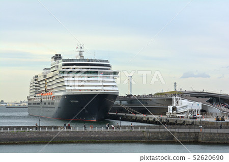 Yokohama Yokohama 52620690