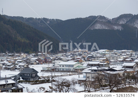 Roof of a house in a snowy country Roof of a house in a snowy country 52633574