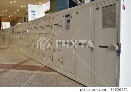 Coin locker 52636871