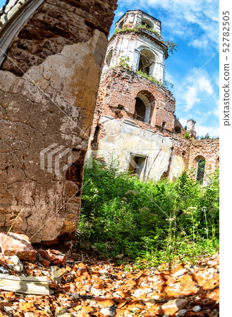 Old abandoned and broken orthodox church Old abandoned and broken orthodox church 52782505