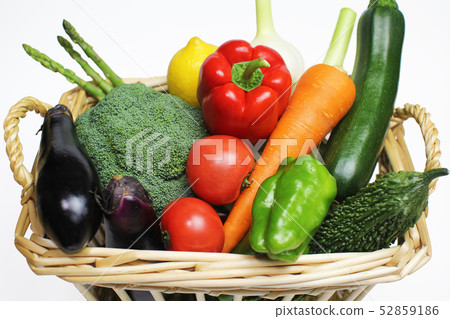 Basket vegetables 52859186
