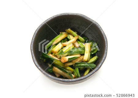 Soy sauce pickled with garlic Soy sauce pickled with garlic 52866943