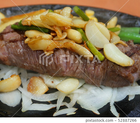 Garlic steak Garlic steak 52887266