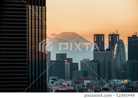 城市和富士山 52895449