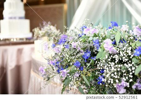 Wedding reception flower 52912561