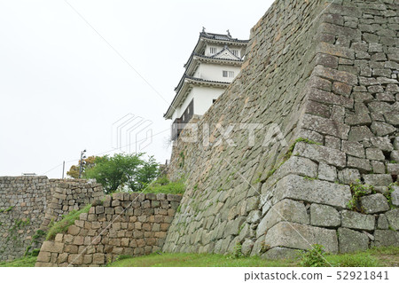 日本的100座大城堡/ Marugame城堡 52921841