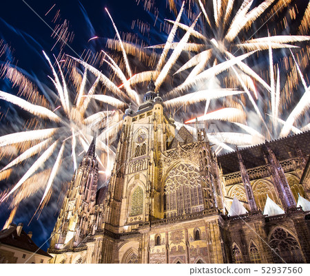St. Vitus Cathedral.Prague,Czech Republic 52937560