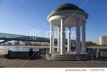 Moskva River and embankments (day). Moscow 52945750