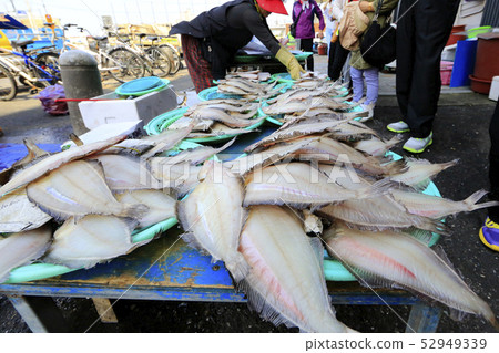 魚市場 52949339