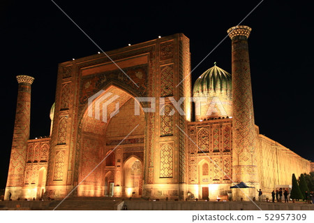 Central Asia Silk Road Trip Uzbekistan Night View of Samarkand Registan Square 52957309