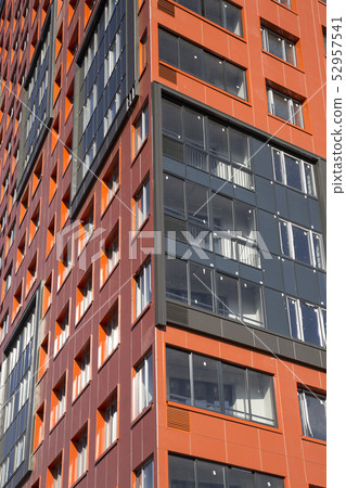 Multi-storey building under construction 52957541