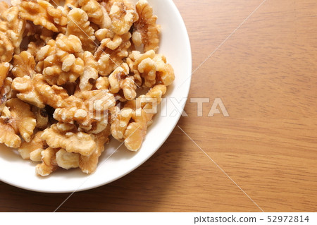 Walnuts. It is said to be a super food that contains many ingredients that are good for health maintenance and promotion, such as omega-3 fatty acids and various nutritional ingredients. Walnuts. It is said to be a super food that contains many ingredients that are good for health maintenance and promotion, such as omega-3 fatty acids and various nutritional ingredients. 52972814