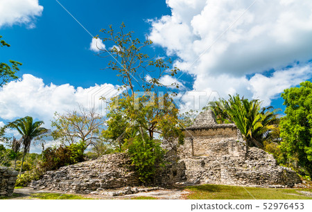 Mayan ruins at Kohunlich in Mexico 52976453