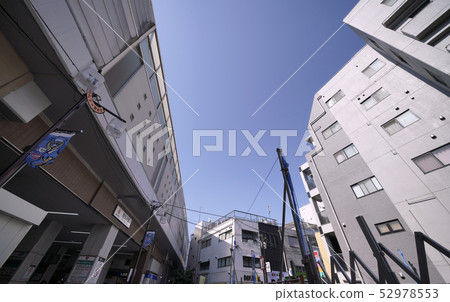 在日本東急鐵道Shinmaruko站等的川崎市容 在日本東急鐵道Shinmaruko站等的川崎市容 52978553