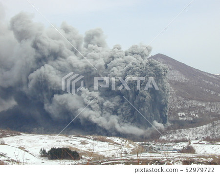 是2000/3/31 Usu火山噴發的照片 52979722