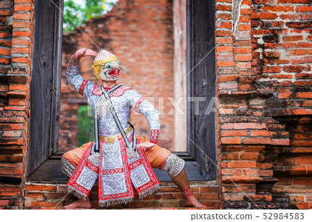 Art culture Thailand Dancing in masked khon in 52984583