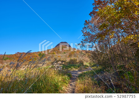 從群馬縣榛名湖附近的佑介道附近的駒山路看到駒山路（春天路33號） 52987755