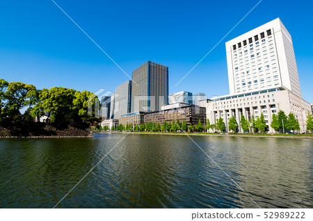 Tokyo Redevelopment Marunouchi Marunouchi 20.05 b-1 a fresh green Yurakucho seen from the Hibiya Pass 52989222