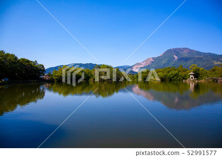 Mt. Ibuki and Mishima Pond 5 52991577