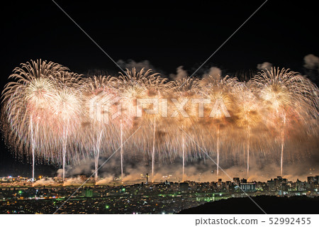 重建禱告煙花鳳凰 52992455