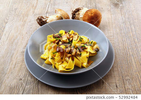italian tagliatelle with mushroom italian tagliatelle with mushroom 52992484