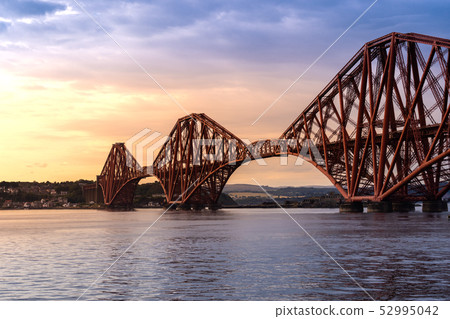 The Forth bridge Edinburgh 52995042
