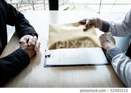 Dishonest cheating in business illegal money, 52995513