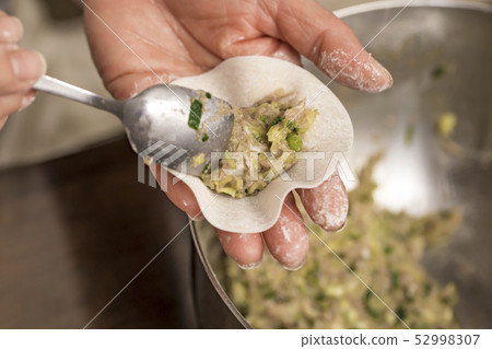 [Handmade dumplings] 52998307