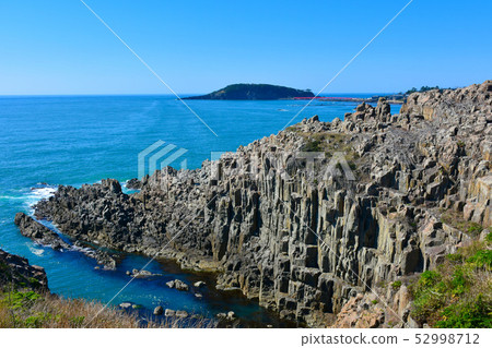 Tohjigo Pacific rock 52998712