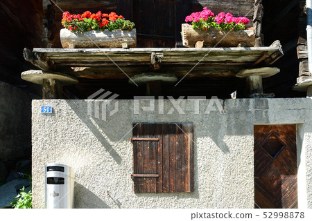 Zermatt 52998878