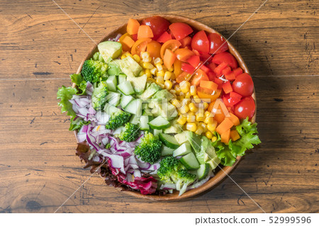 切碎的沙拉時尚健康食品切碎的沙拉 切碎的沙拉時尚健康食品切碎的沙拉 52999596