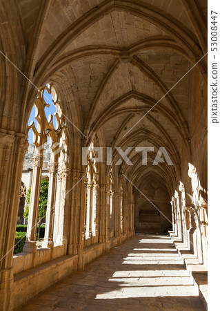 Arched gallery of cloister of Monastery of Santa Maria de Santes Creus Arched gallery of cloister of Monastery of Santa Maria de Santes Creus 53008447