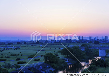 Evening view of Futako Tamagawa 53021367
