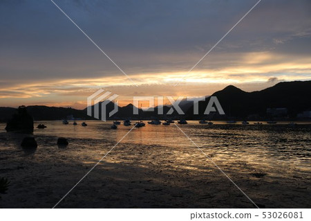 在伊豆下田海邊的日落 在伊豆下田海邊的日落 53026081