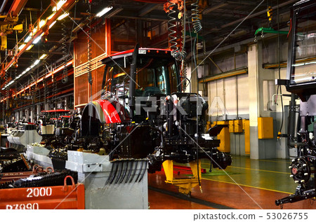 Assembly line of Tractors agricultural machinery  53026755