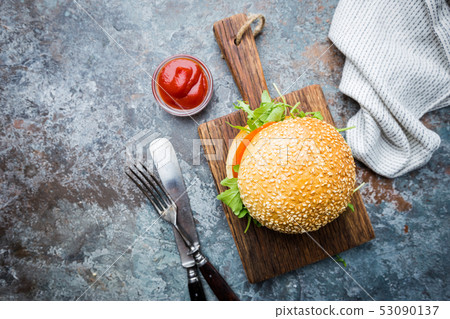 Fresh homemade burger 53090137