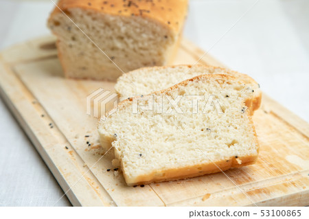 Homemade white bread with sesame. 53100865