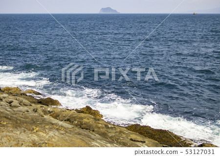 taiwan,sea,rock,boat,mountain,blue,Wave,Yeliu, att 53127031