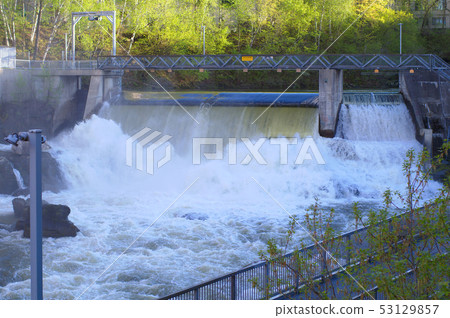 hydroelectric dam power electricity river 53129857