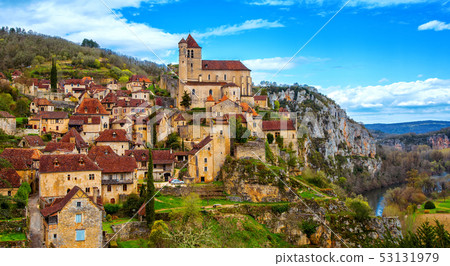 Saint-Cirq-Lapopie, Cahors, France 53131979