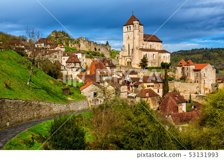 Saint Cirq Lapopie France Stock Photo 53131993 Pixta