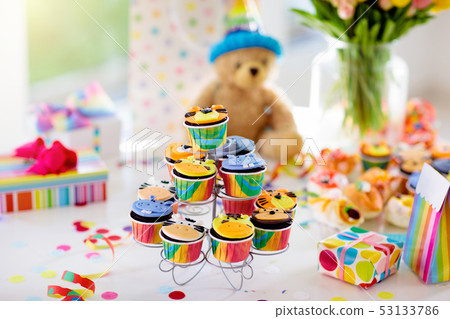 Cupcakes for kids birthday, child jungle party. 53133786