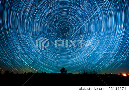 Star trail 53134374